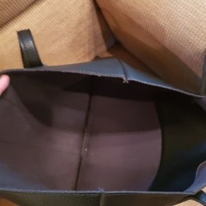 Vince Camuto tote